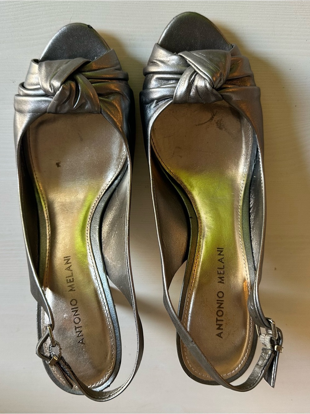 ANTONIO MELANI Metallic Silver Knotted Peep-Toe Slingbacks